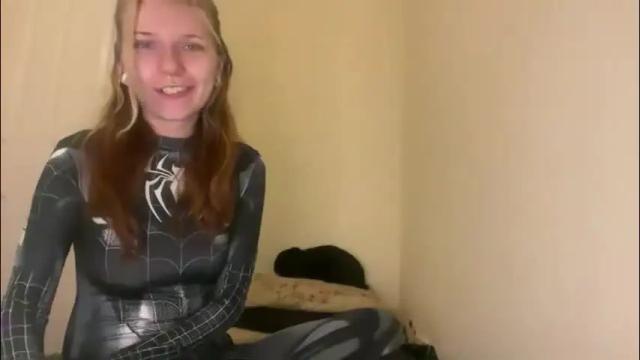 Image 4 of lizzyylovesick Stream on Chaturbate on 1 month ago
