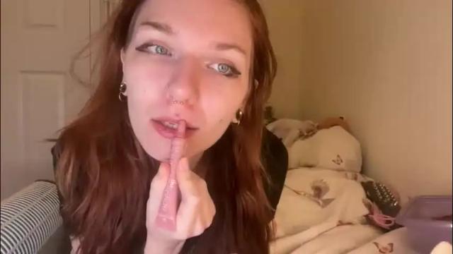 Image 10 of lizzyylovesick Stream on Chaturbate on 2 days ago