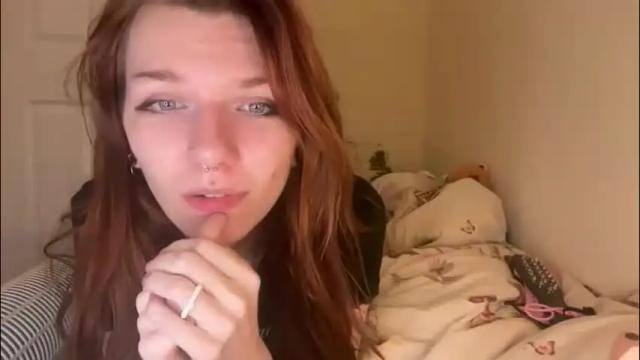 Image 8 of lizzyylovesick Stream on Chaturbate on 2 days ago