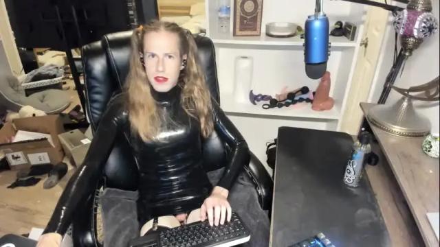 Thumbnail 1, llamadrama5071's Stream at Chaturbate, 1 month ago