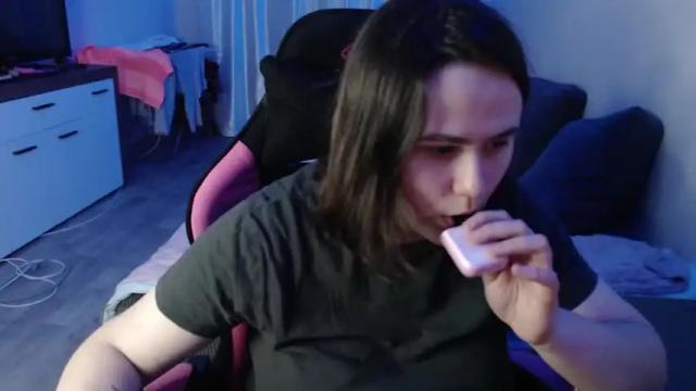 Image 12 of llevella Stream on Chaturbate on 16 months ago