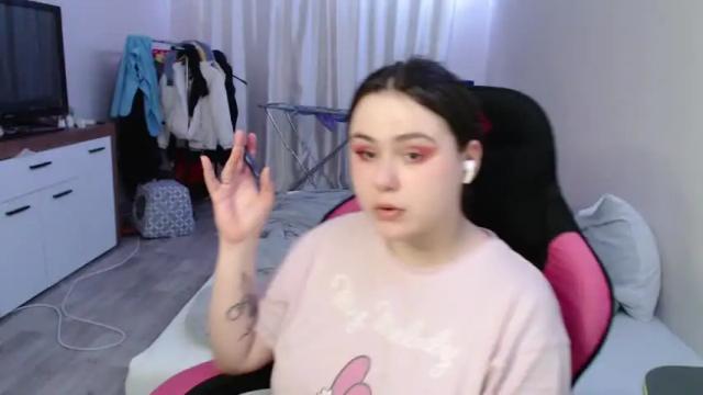 Image 4 of llevella Stream on Chaturbate on 14 months ago