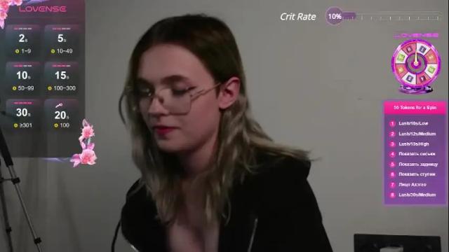 Image 4 of lllallllallla Stream on Chaturbate on 1 month ago