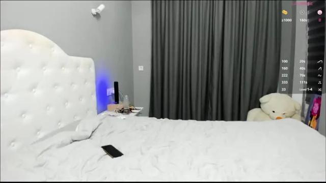 Image 4 of logan_emma1 Stream on Chaturbate on 7 months ago