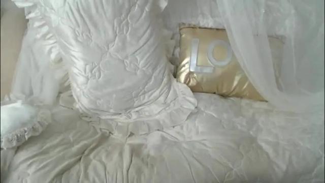 Image 8 of lokagold Stream on Chaturbate on 1 month ago