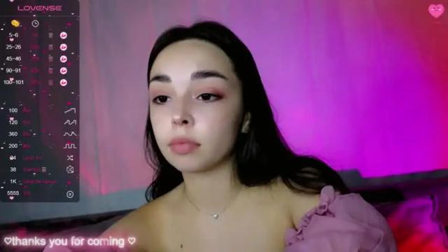 Image 11 of lol_moore Stream on Chaturbate on 20 months ago