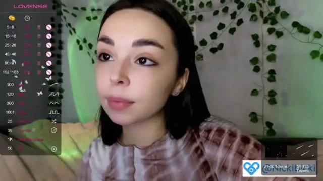 Image 10 of lol_moore Stream on Chaturbate on 18 months ago