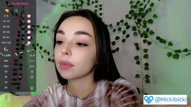 Image 8 of lol_moore Stream on Chaturbate on 18 months ago
