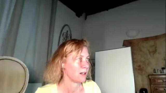 Image 2 of lola_belgium Stream on Chaturbate on 1 month ago