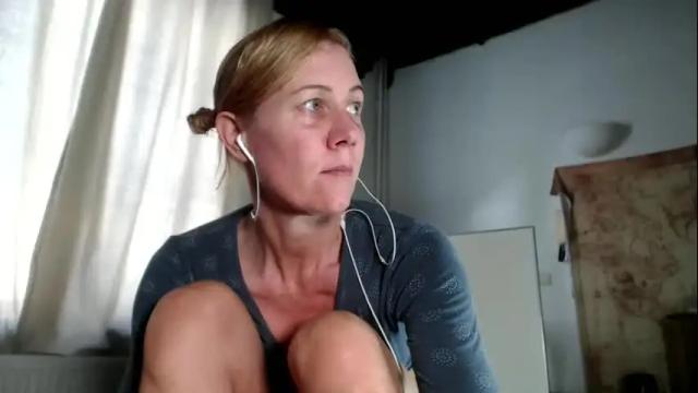 Image 10 of lola_belgium Stream on Chaturbate on 1 month ago