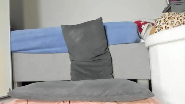 Image 11 of lola_belgium Stream on Chaturbate on 26 days ago