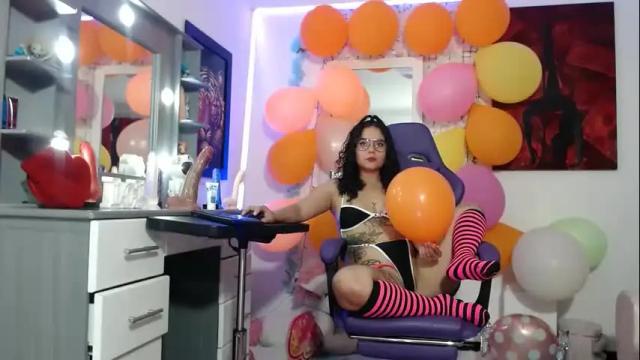 Image 10 of lola_fiery Stream on Chaturbate on 2 months ago