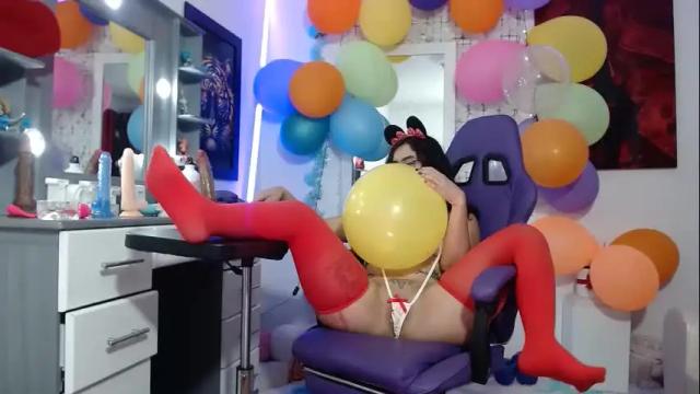 Image 12 of lola_fiery Stream on Chaturbate on 1 month ago