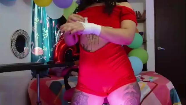 Image 3 of lola_fiery Stream on Chaturbate on 1 month ago