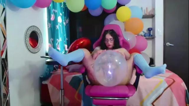 Image 10 of lola_fiery Stream on Chaturbate on 1 month ago