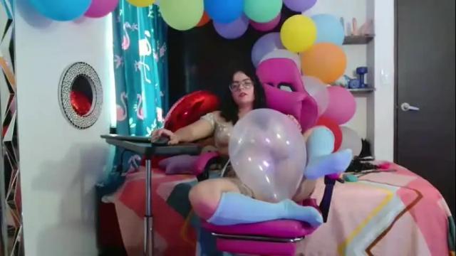 Image 11 of lola_fiery Stream on Chaturbate on 1 month ago