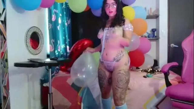 Image 8 of lola_fiery Stream on Chaturbate on 1 month ago