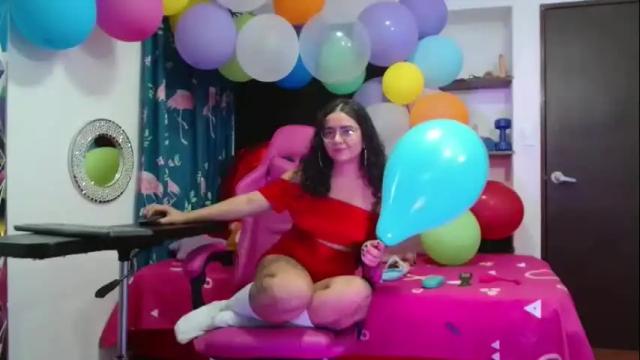 Image 12 of lola_fiery Stream on Chaturbate on 1 month ago