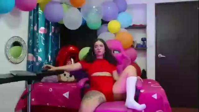 Image 3 of lola_fiery Stream on Chaturbate on 1 month ago