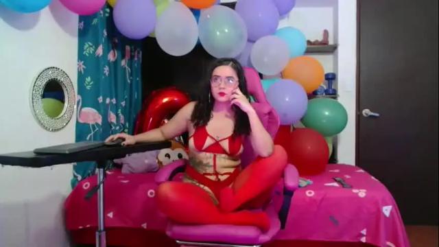 Image 10 of lola_fiery Stream on Chaturbate on 1 month ago