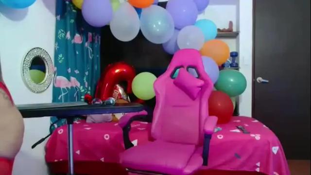 Image 2 of lola_fiery Stream on Chaturbate on 1 month ago