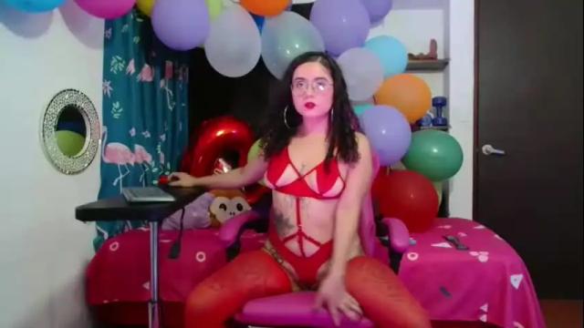 Image 3 of lola_fiery Stream on Chaturbate on 1 month ago