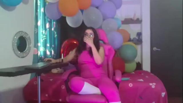 Image 4 of lola_fiery Stream on Chaturbate on 1 month ago