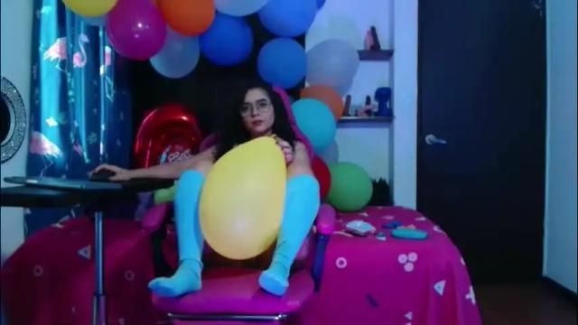 Image 6 of lola_fiery Stream on Chaturbate on 1 month ago