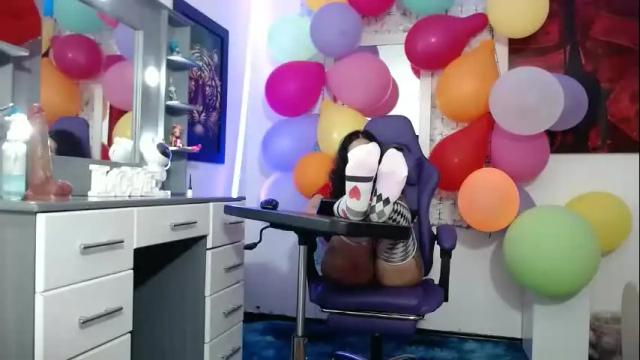 Image 3 of lola_fiery Stream on Chaturbate on 1 month ago