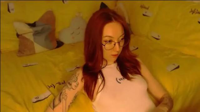 Image 3 of lola_lemonade Stream on Chaturbate on 15 months ago