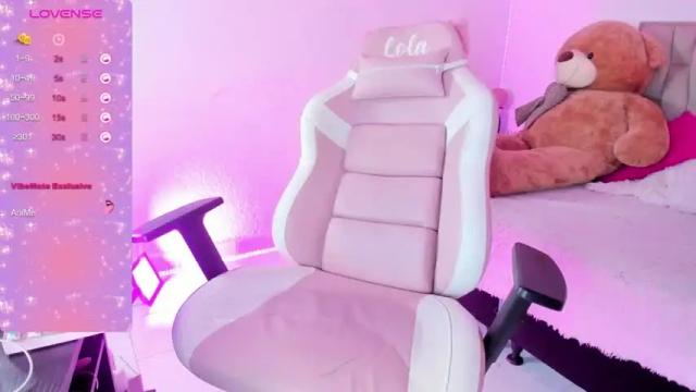 Image 11 of lola_oberly Stream on Chaturbate on 16 months ago