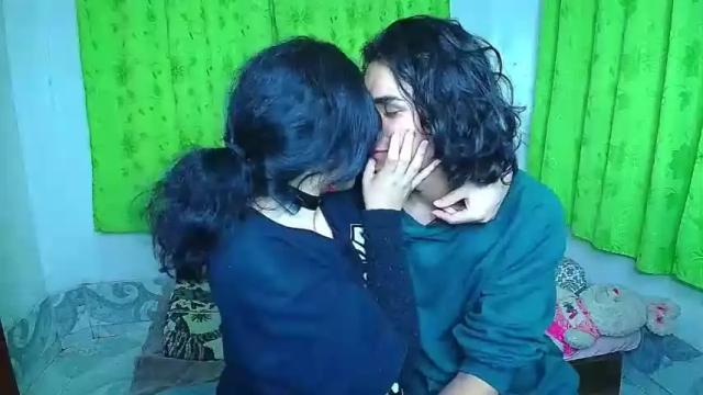 Image 12 of lola_y_pepe Stream on Chaturbate on 16 months ago