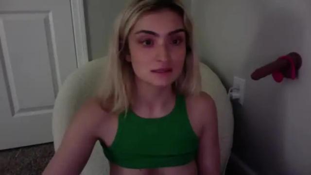 Image 4 of lolaabunnyxo Stream on Chaturbate on 16 months ago