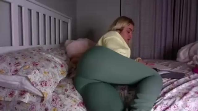 Image 6 of lolaabunnyxo Stream on Chaturbate on 16 months ago