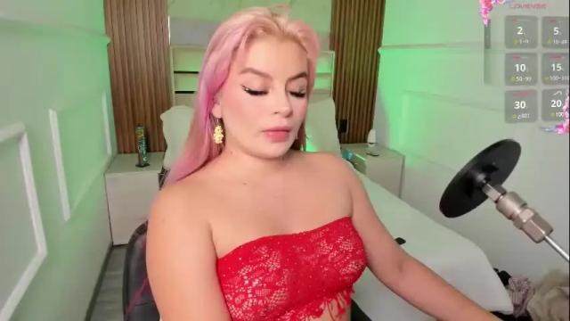 Image 4 of lolaangellx Stream on Chaturbate on 1 month ago