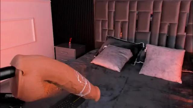 Image 8 of lolaangellx Stream on Chaturbate on 1 day ago