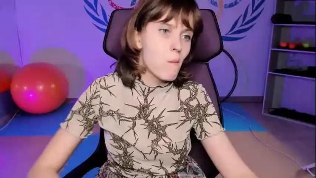 Image 3 of lolaasmus Stream on Chaturbate on 27 days ago