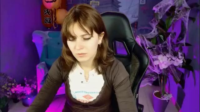 Image 4 of lolaasmus Stream on Chaturbate on 8 days ago