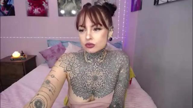 Image 6 of lolabrouse__ Stream on Chaturbate on 2 months ago