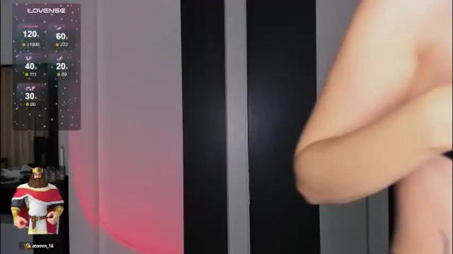 Image 12 of lolabunnyz Stream on Chaturbate on 1 month ago