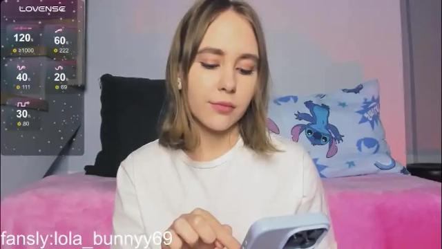 Image 8 of lolabunnyz Stream on Chaturbate on 3 days ago