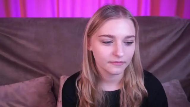 Image 7 of loladall Stream on Chaturbate on 17 months ago