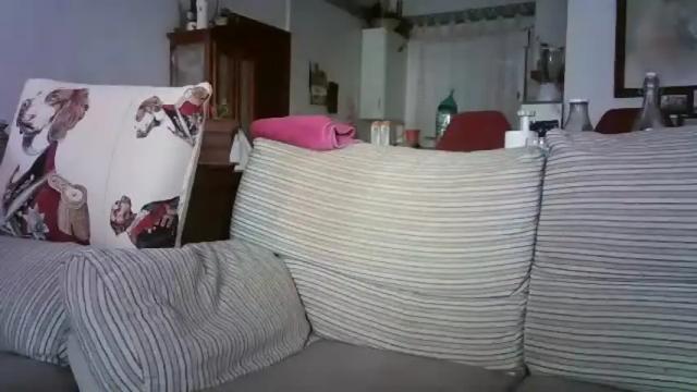 Image 11 of lolahueso Stream on Chaturbate on 1 month ago