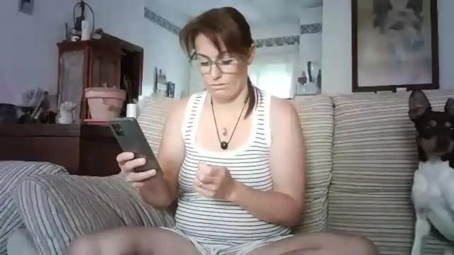 Image 11 of lolahueso Stream on Chaturbate on 13 days ago
