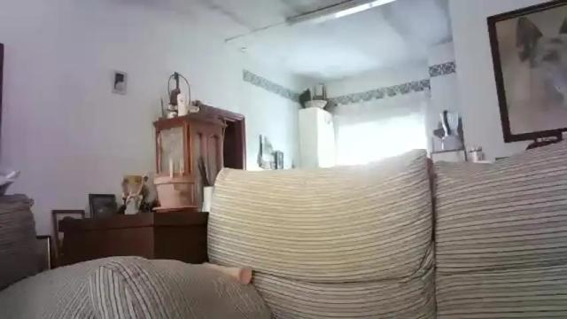 Image 7 of lolahueso Stream on Chaturbate on 9 days ago