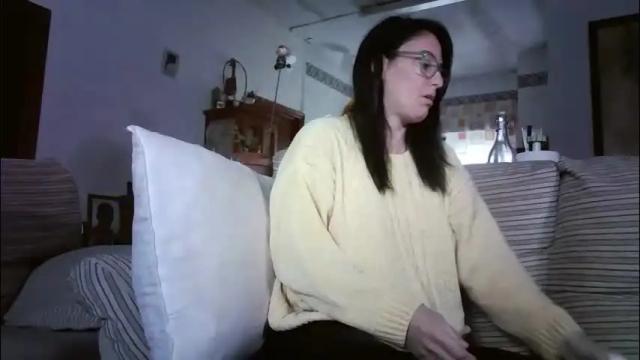 Thumbnail 3, lolahueso's Stream at Chaturbate, 1 month ago