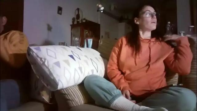 Image 4 of lolahueso Stream on Chaturbate on 11 days ago