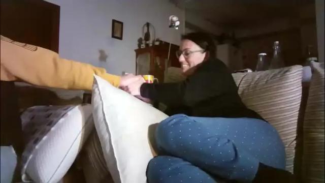 Image 4 of lolahueso Stream on Chaturbate on 16 days ago