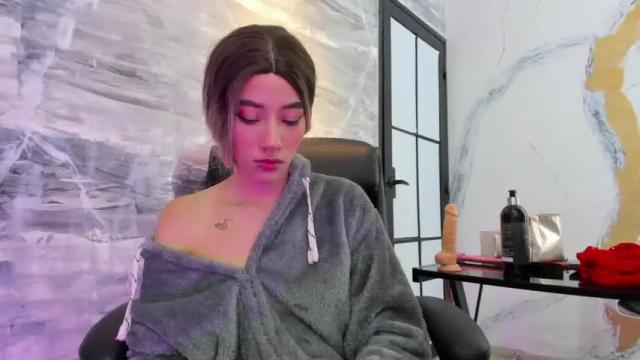 Image 3 of lolakarter Stream on Chaturbate on 13 months ago
