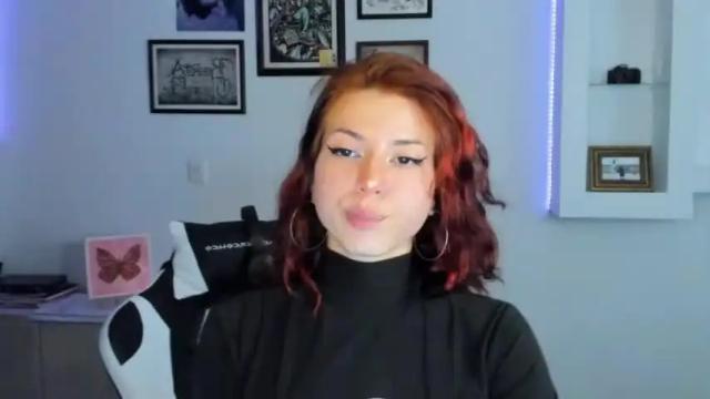 Image 4 of lolamustaine Stream on Chaturbate on 16 months ago